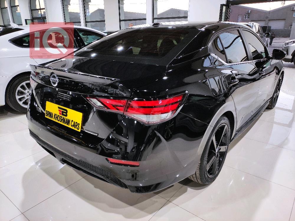 نیسان سێنترا